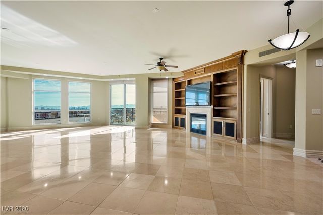 9101 Alta Drive 402, Las Vegas, NV 89145