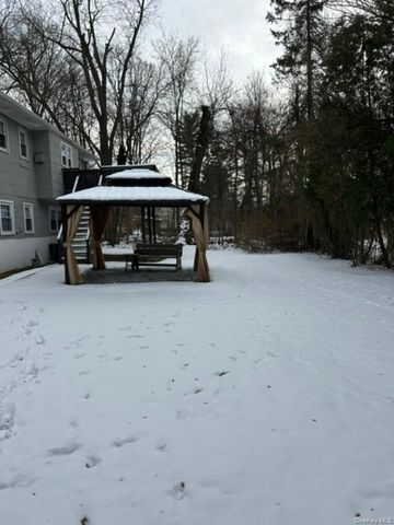 1 Bristol Court, New City, NY 10956