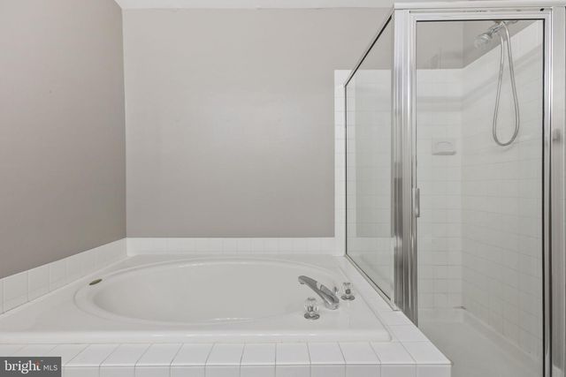 30 SPYGLASS CT, Westampton, NJ 08060