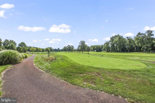 30 SPYGLASS CT, Westampton, NJ 08060