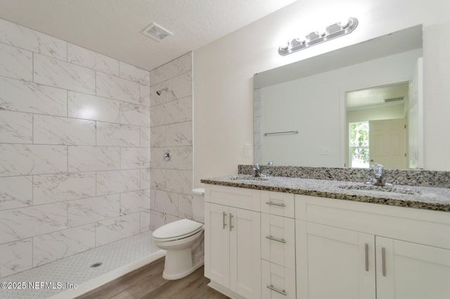 5755 TEELER Avenue, Jacksonville, FL 32208