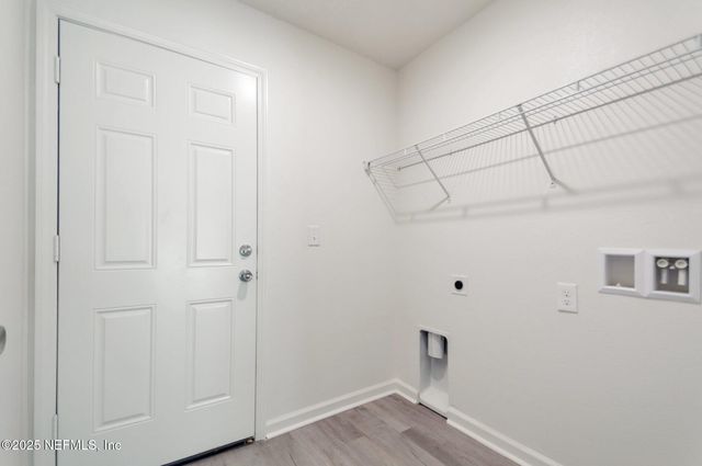 5755 TEELER Avenue, Jacksonville, FL 32208