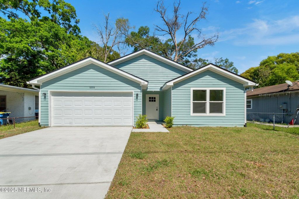5755 TEELER Avenue, Jacksonville, FL 32208