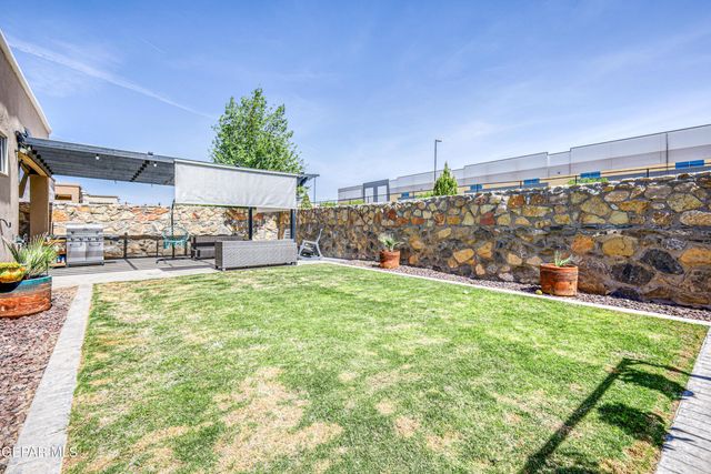 418 S MANZANITA Drive, El Paso, TX 79928