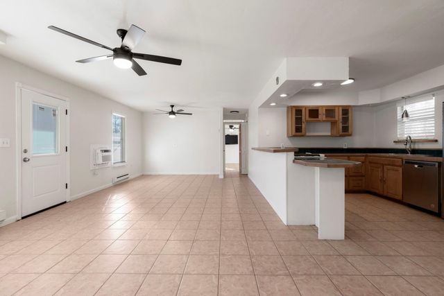 2058 Montell RD, Wimberley, TX 78676