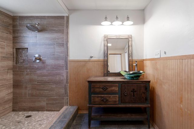 2058 Montell RD, Wimberley, TX 78676