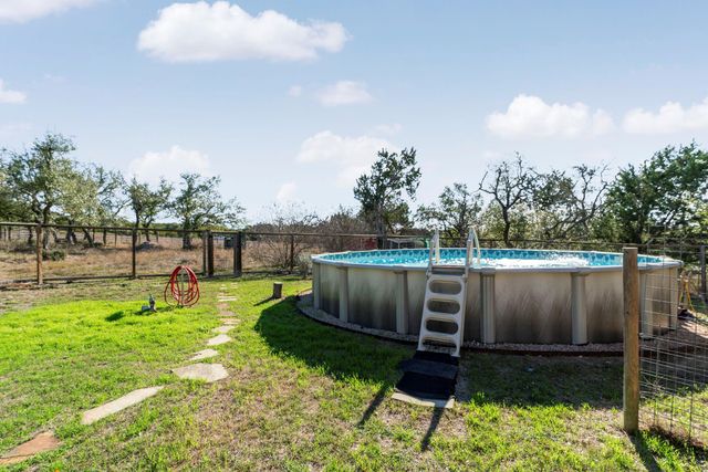 2058 Montell RD, Wimberley, TX 78676