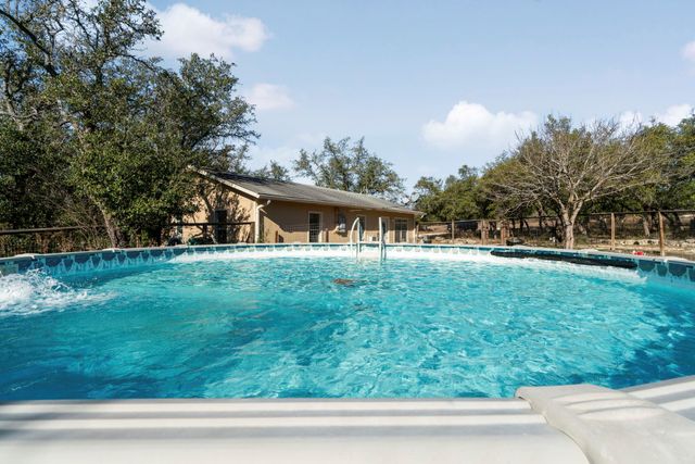 2058 Montell RD, Wimberley, TX 78676