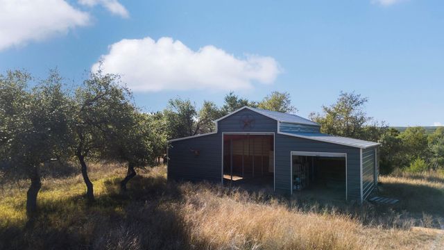 2058 Montell RD, Wimberley, TX 78676