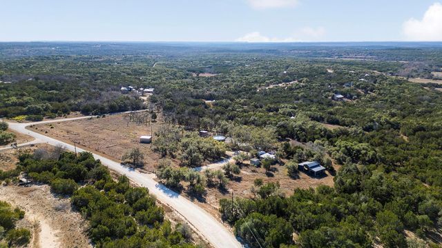 2058 Montell RD, Wimberley, TX 78676