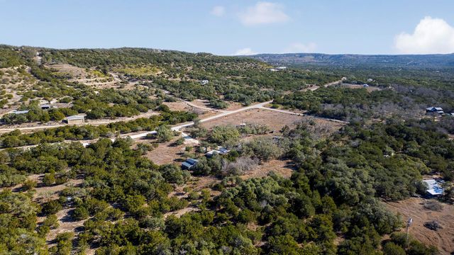 2058 Montell RD, Wimberley, TX 78676