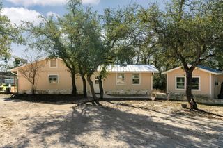 2058 Montell RD, Wimberley, TX 78676