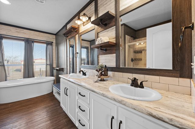 10217 County Road 418, Grandview, TX 76050