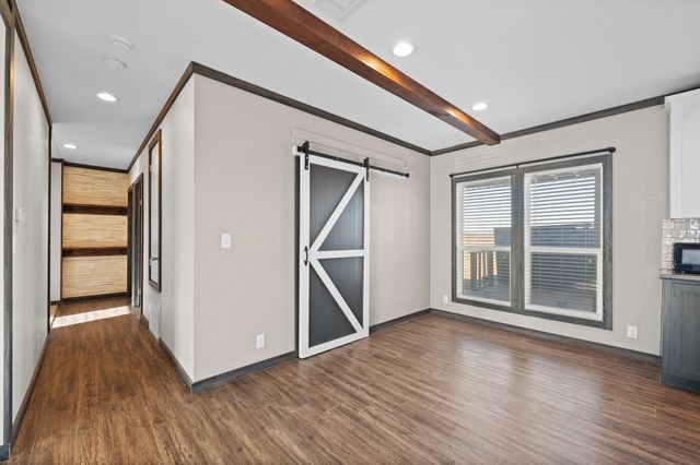 10217 County Road 418, Grandview, TX 76050