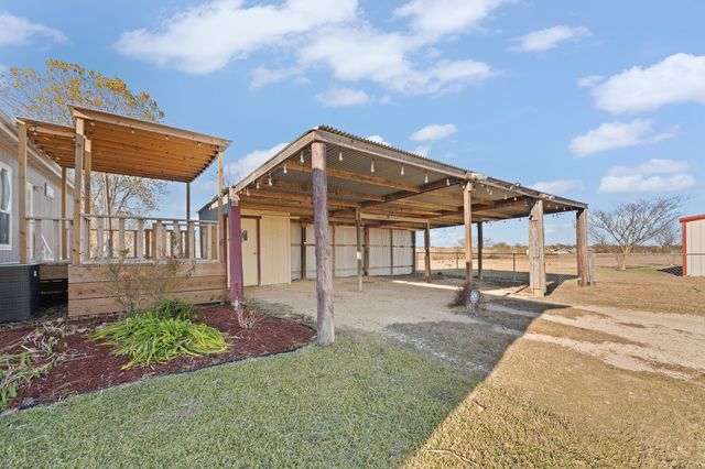 10217 County Road 418, Grandview, TX 76050