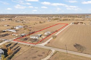 10217 County Road 418, Grandview, TX 76050