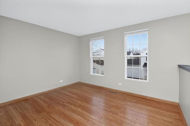 1735 Windcrest Lane, Aurora, IL 60504