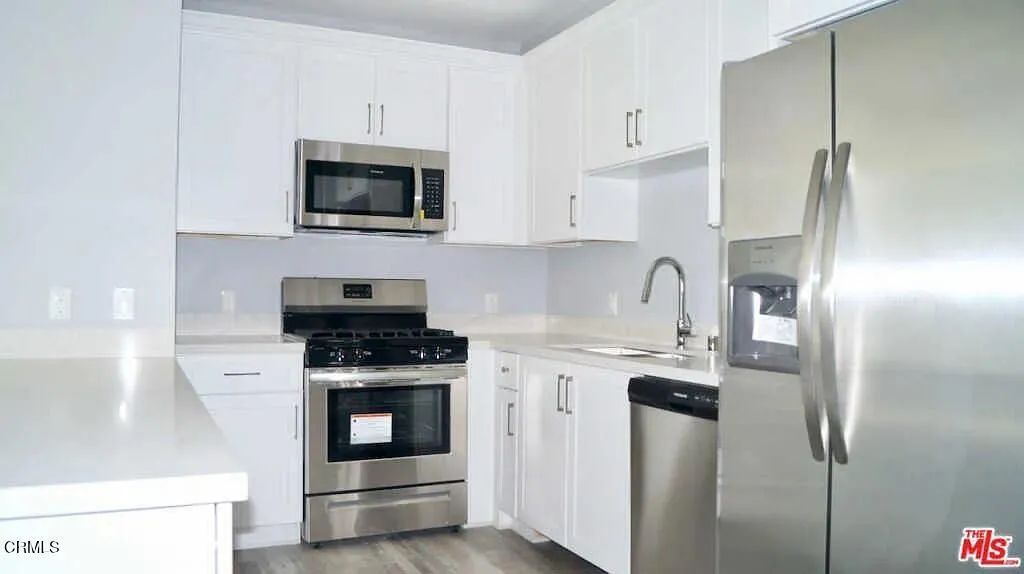 1111 Echo Park Avenue 303, Los Angeles, CA 90026