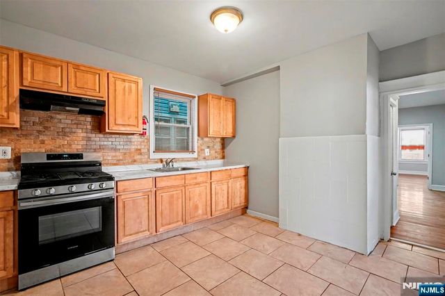 76-78 Halstead Street, Newark, NJ 07106