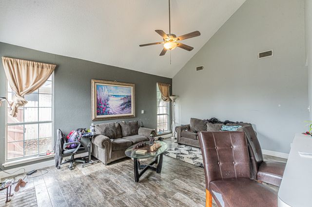 6601 Classen Trail, Arlington, TX 76002