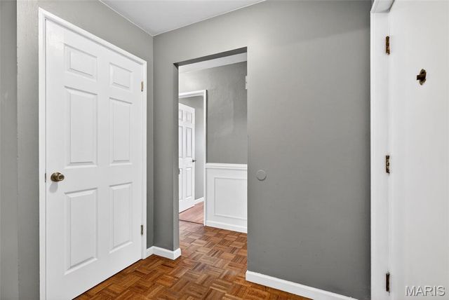 2150 Canterbury Drive, Florissant, MO 63033