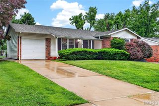 2150 Canterbury Drive, Florissant, MO 63033