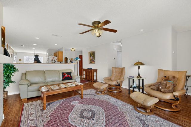 9209 Sundoro Place NW, Albuquerque, NM 87120