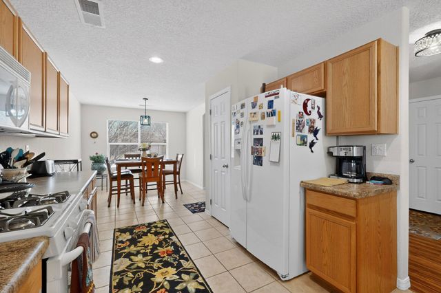 9209 Sundoro Place NW, Albuquerque, NM 87120
