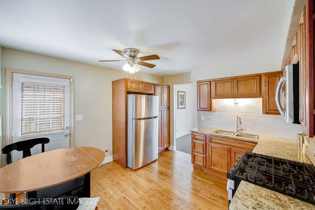 2816 Tennyson Place, Hazel Crest, IL 60429