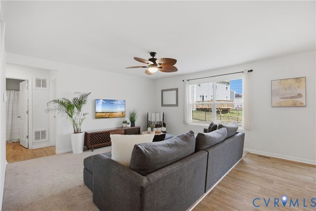 7661 Lovegrass Ter, New Kent, VA 23124