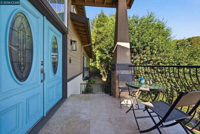 8 Millbrae Cir, Millbrae, CA 94030