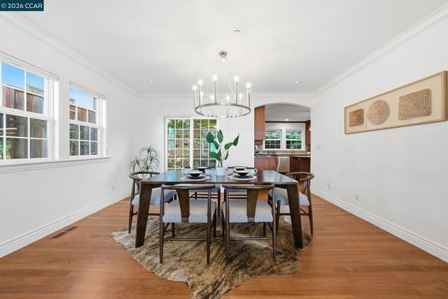 8 Millbrae Cir, Millbrae, CA 94030