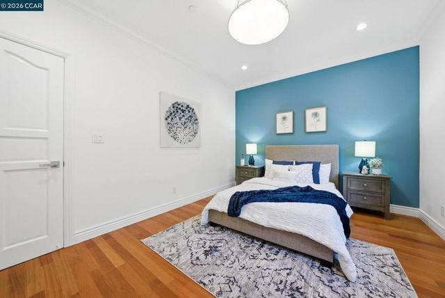 8 Millbrae Cir, Millbrae, CA 94030