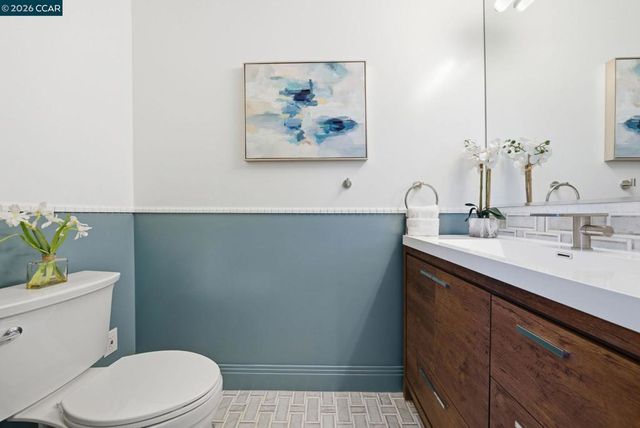 8 Millbrae Cir, Millbrae, CA 94030