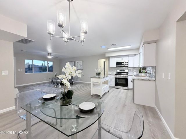 6815 E Mary Drive, Tucson, AZ 85730