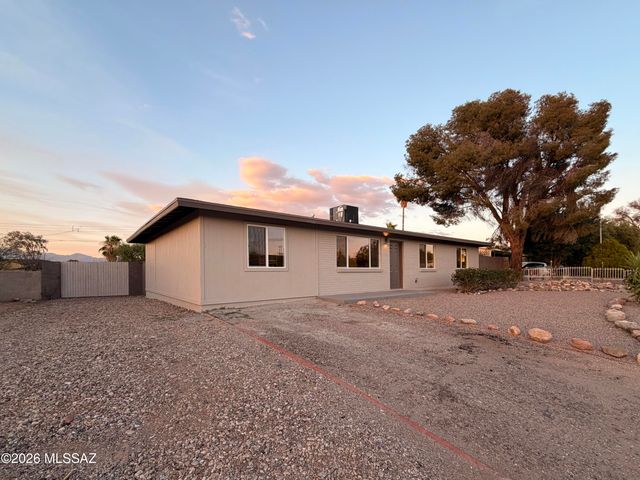 6815 E Mary Drive, Tucson, AZ 85730