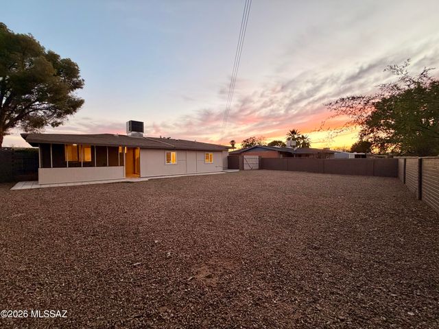 6815 E Mary Drive, Tucson, AZ 85730