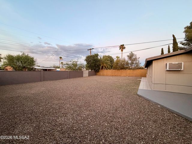 6815 E Mary Drive, Tucson, AZ 85730