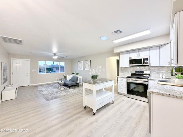 6815 E Mary Drive, Tucson, AZ 85730