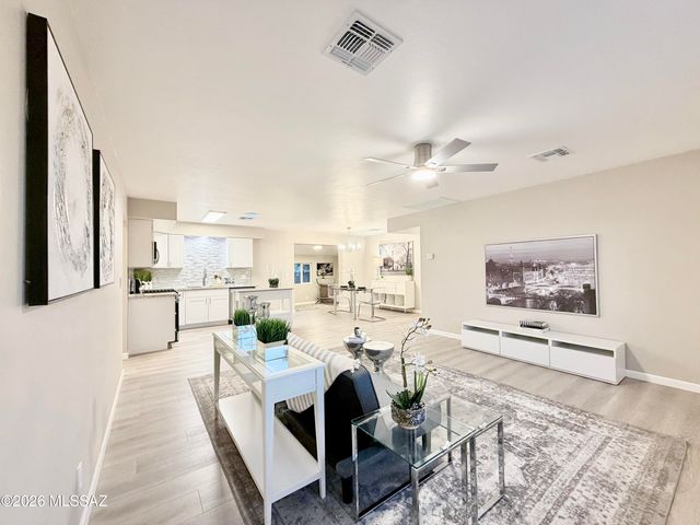 6815 E Mary Drive, Tucson, AZ 85730