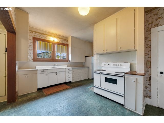 42280 Nw BANKS Rd, Banks, OR 97106