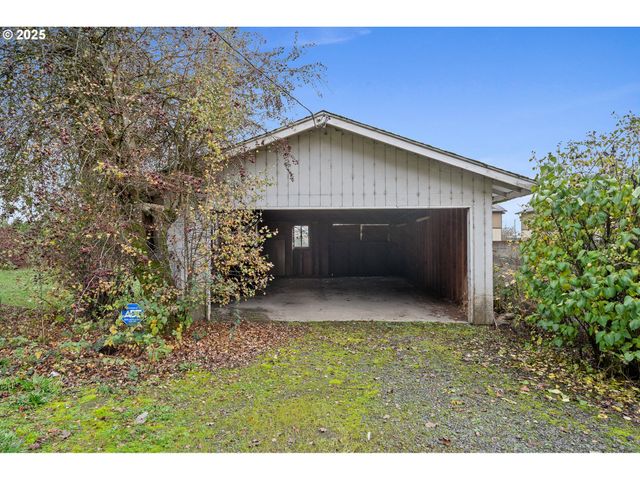 42280 Nw BANKS Rd, Banks, OR 97106