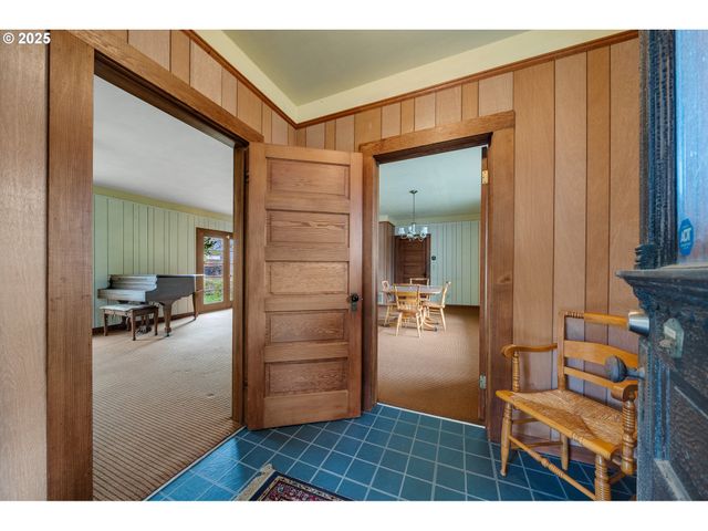 42280 Nw BANKS Rd, Banks, OR 97106