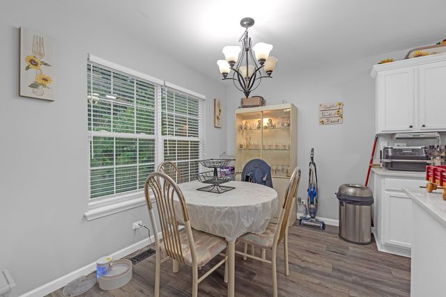 1011 N South Elgin Boulevard, South Elgin, IL 60177