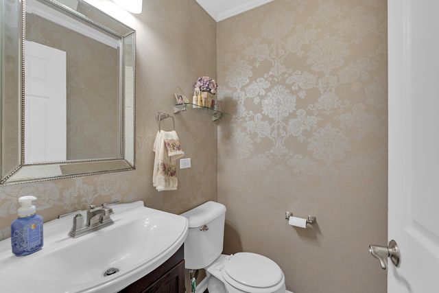 1011 N South Elgin Boulevard, South Elgin, IL 60177