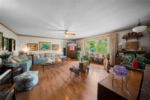 507 E Walnut Street, Rogers, AR 72756
