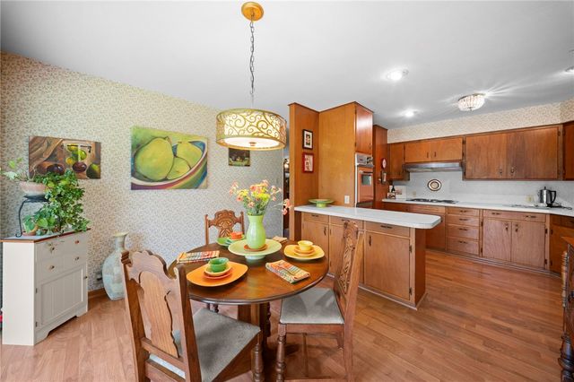 507 E Walnut Street, Rogers, AR 72756