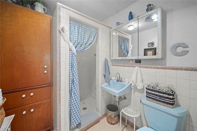 507 E Walnut Street, Rogers, AR 72756