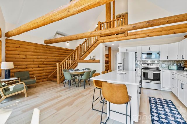 153 Chetan Way, Lake Lure, NC 28746