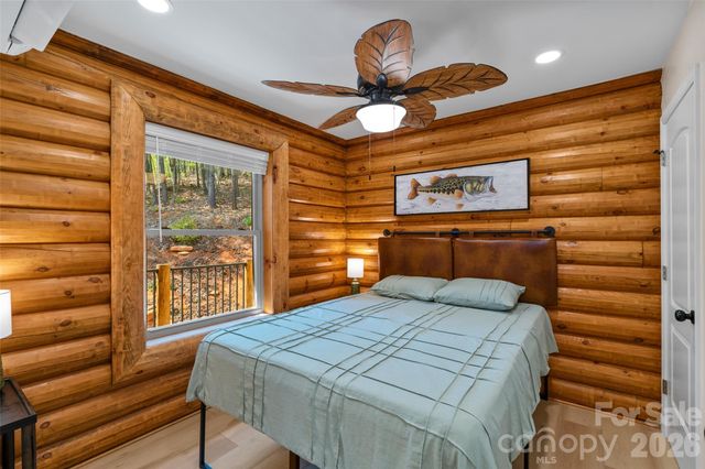 153 Chetan Way, Lake Lure, NC 28746
